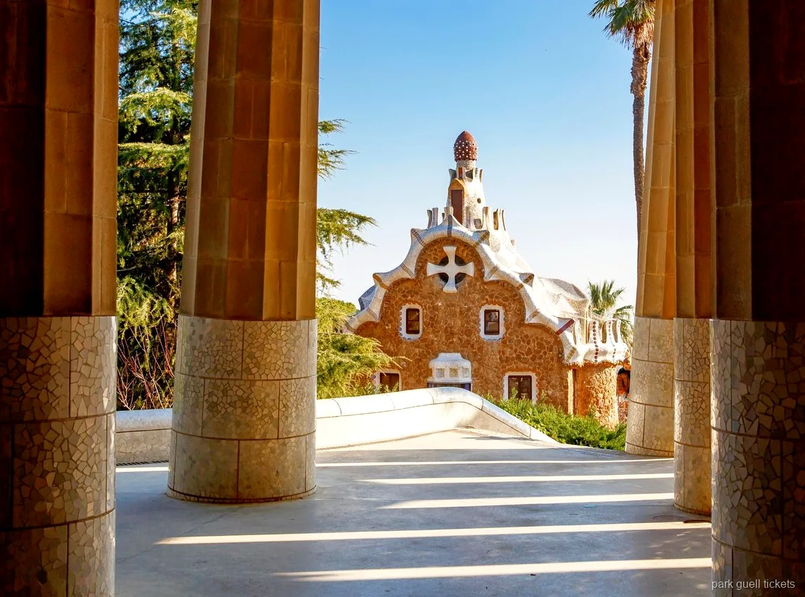 Mozaikowe tarasy Park Güell objęte biletem z wstępem do muzeum