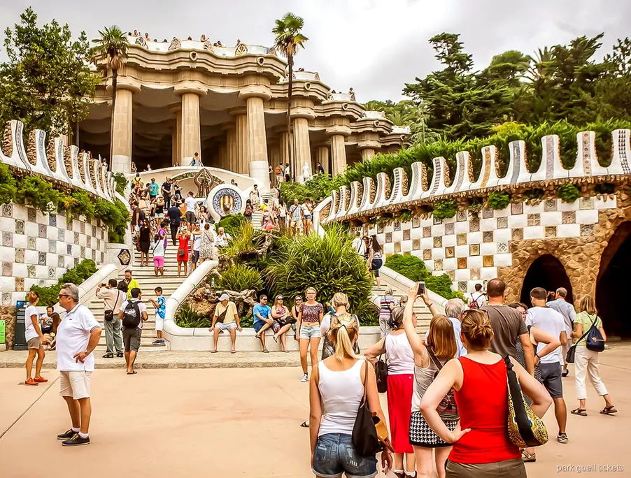Wavy mosaic bench at Nature Square included with the Park Güell entrance ticket