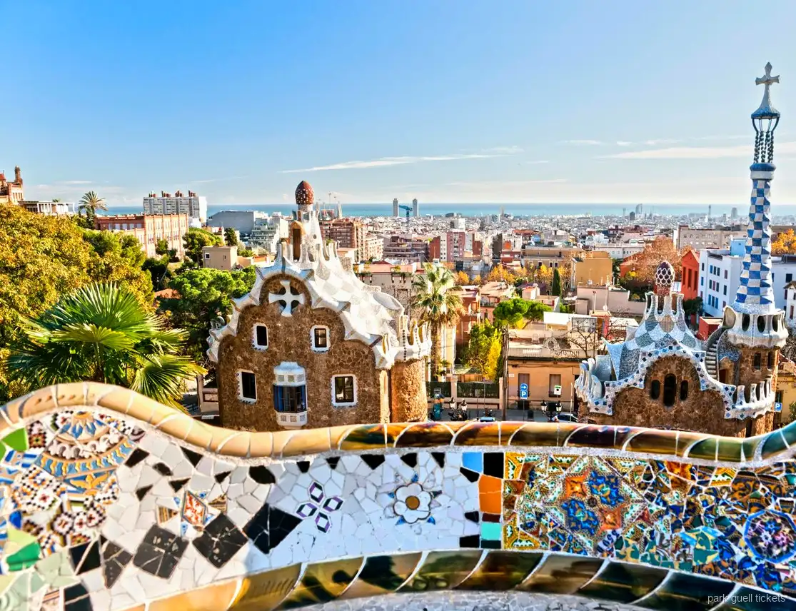 Park Güell birleşik bileti kapsamındaki Gaudí Evi Müzesi'nin dışı
